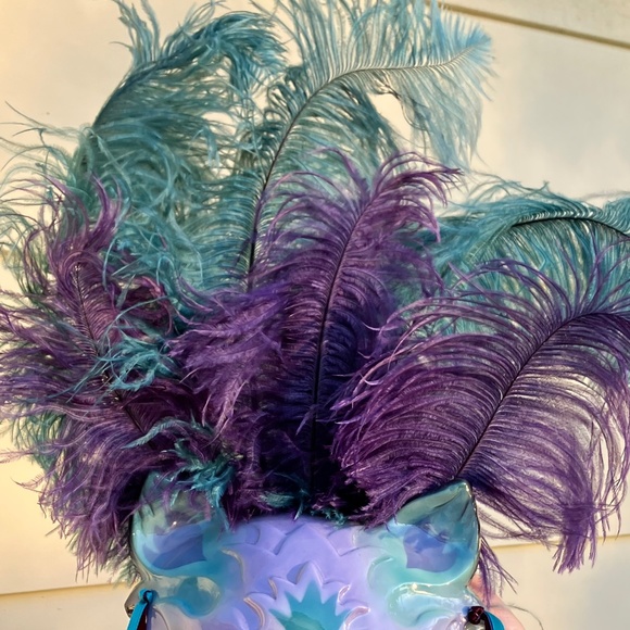 Porcelain Mask Wall Decor - Picture 4 of 6